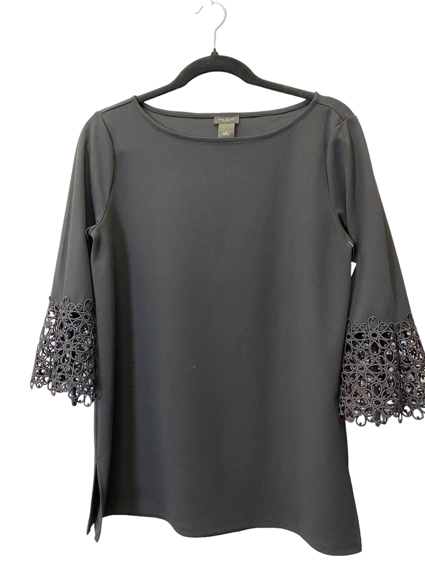 Blouse 3/4 Sleeve By Ann Taylor In Black, Size: S