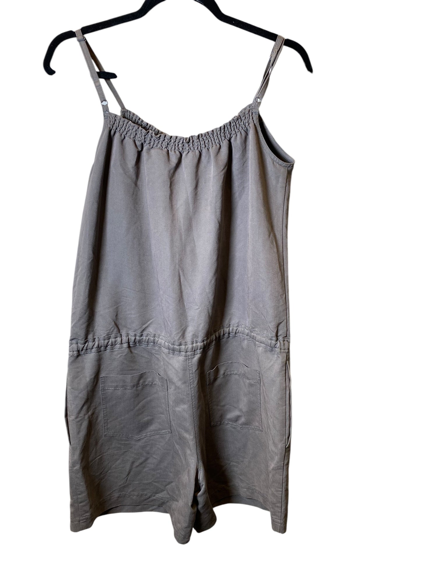 Romper By New York And Co In Grey, Size: S