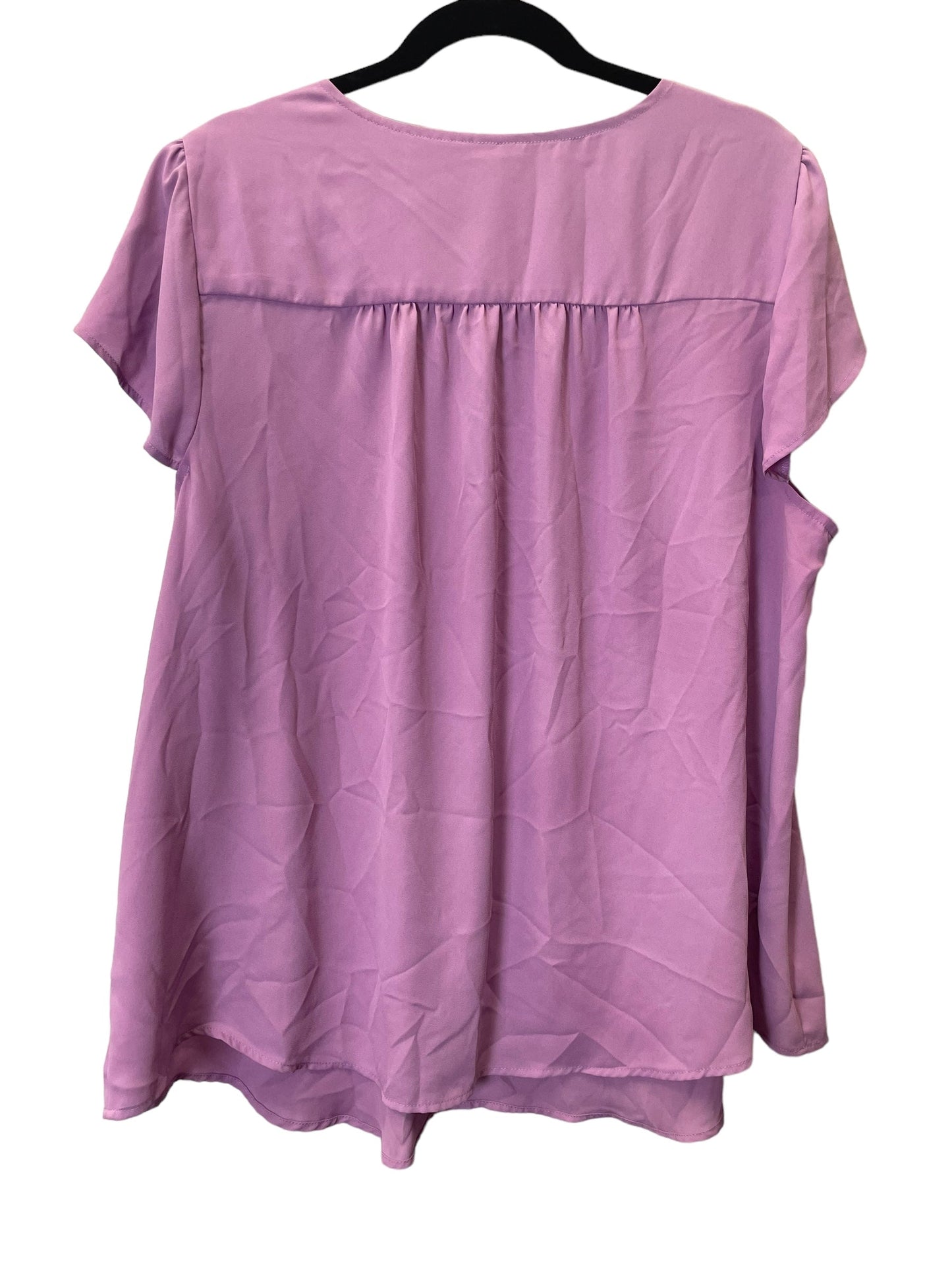 Top Short Sleeve By Torrid In Mauve, Size: 2x