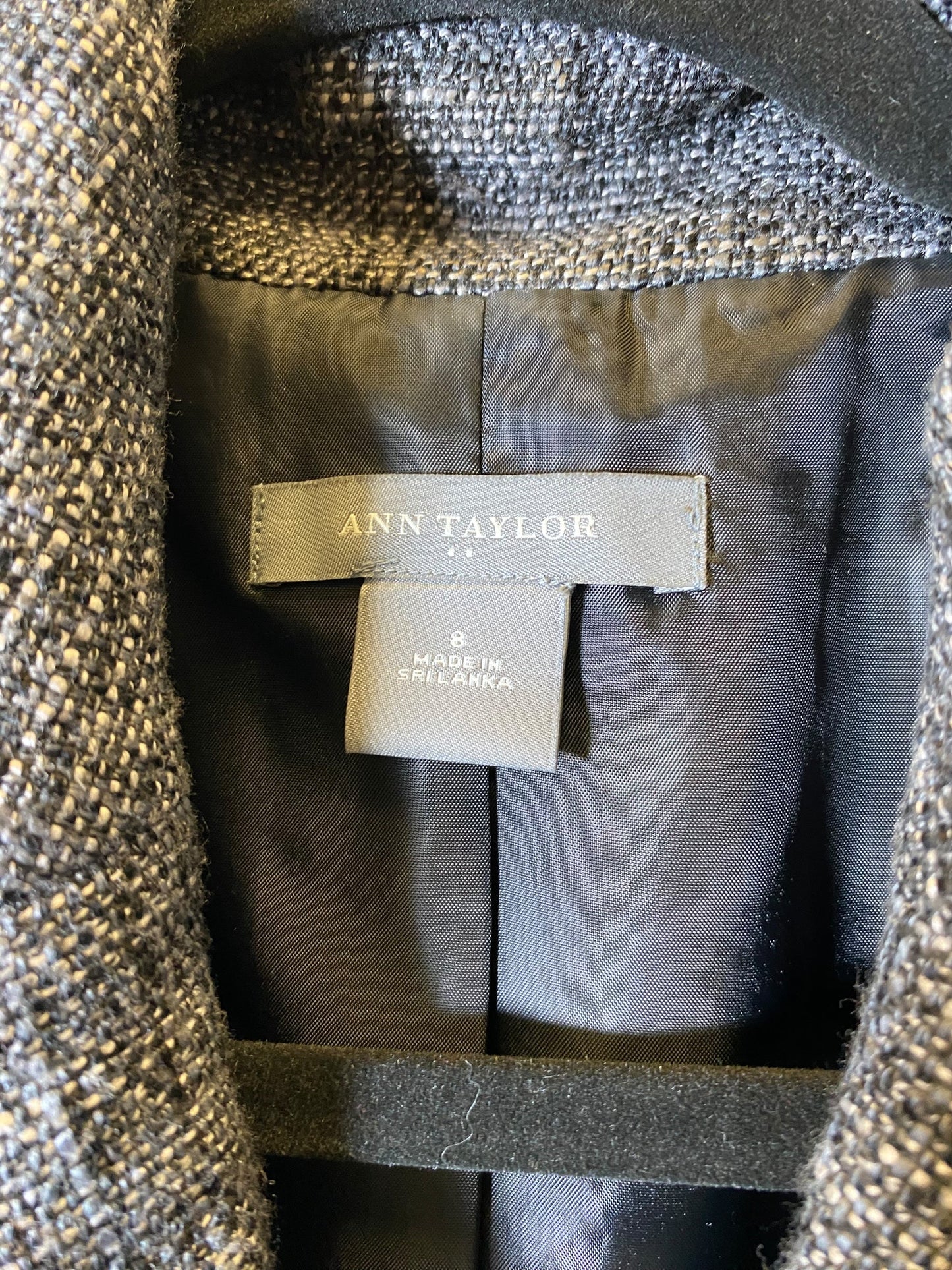 Blazer By Ann Taylor In Grey, Size: 8