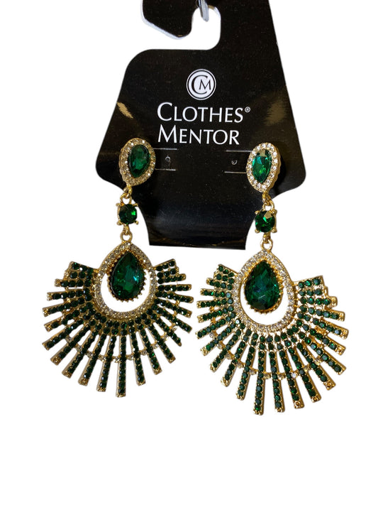 Earrings Dangle/drop By Clothes Mentor