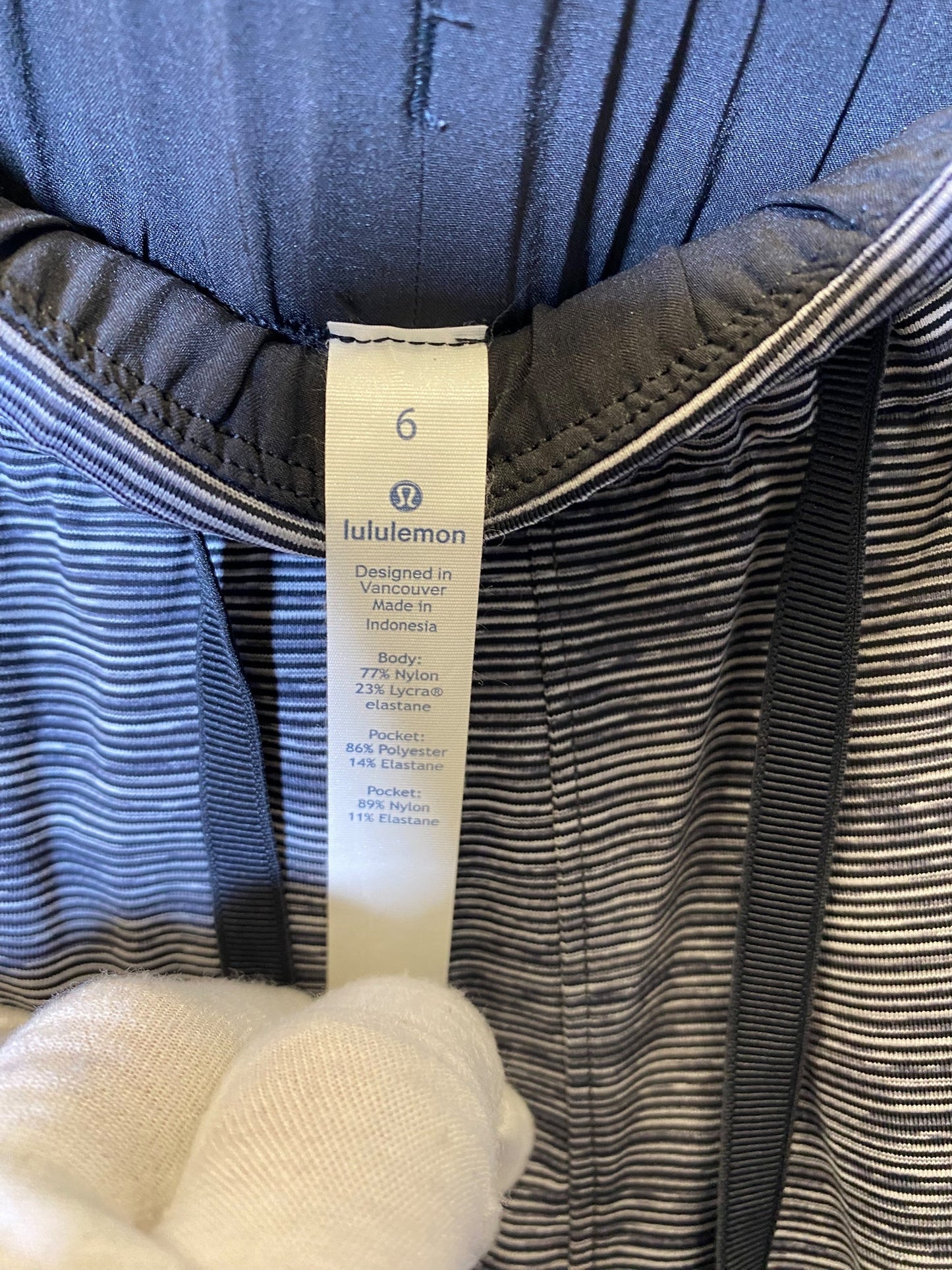 Athletic Pants By Lululemon In Striped Pattern, Size: 6