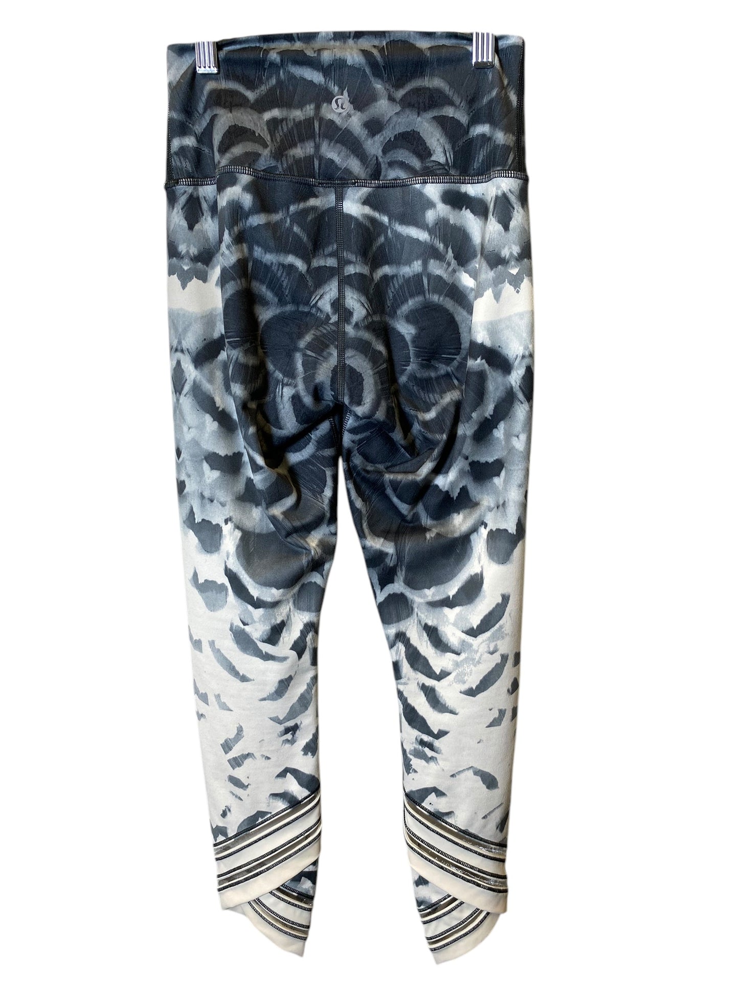 Athletic Leggings By Lululemon In Camouflage Print, Size: 4