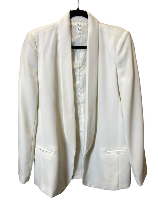 Blazer By Cmc In White, Size: M