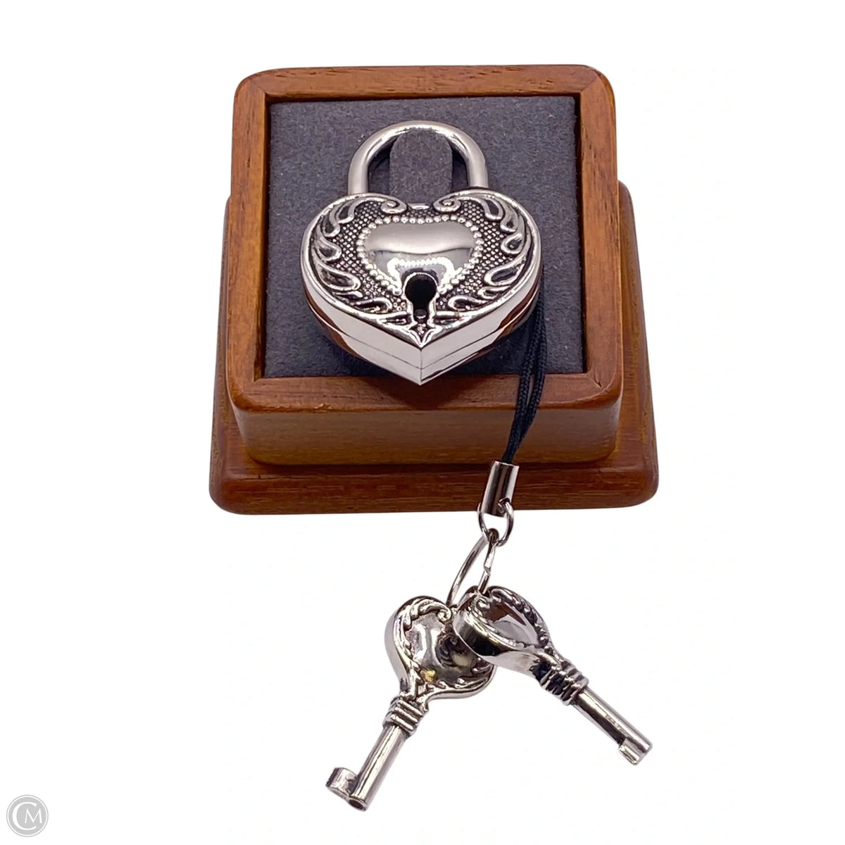 Key Chain By Clothes Mentor, Size: