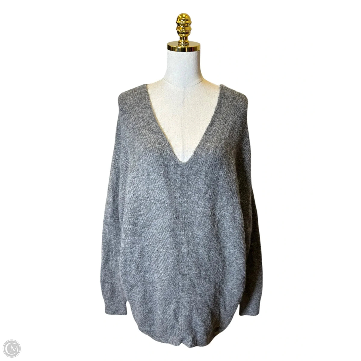 Sweater By Windsor In Grey, Size: L