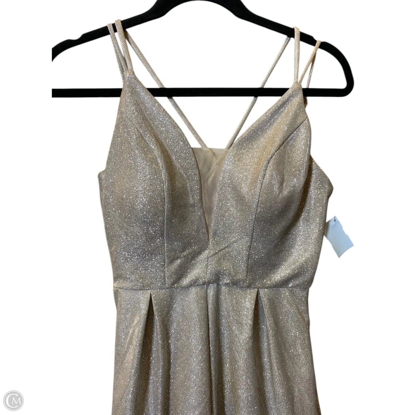 Dress Party Short By Clothes Mentor In Silver, Size: 4