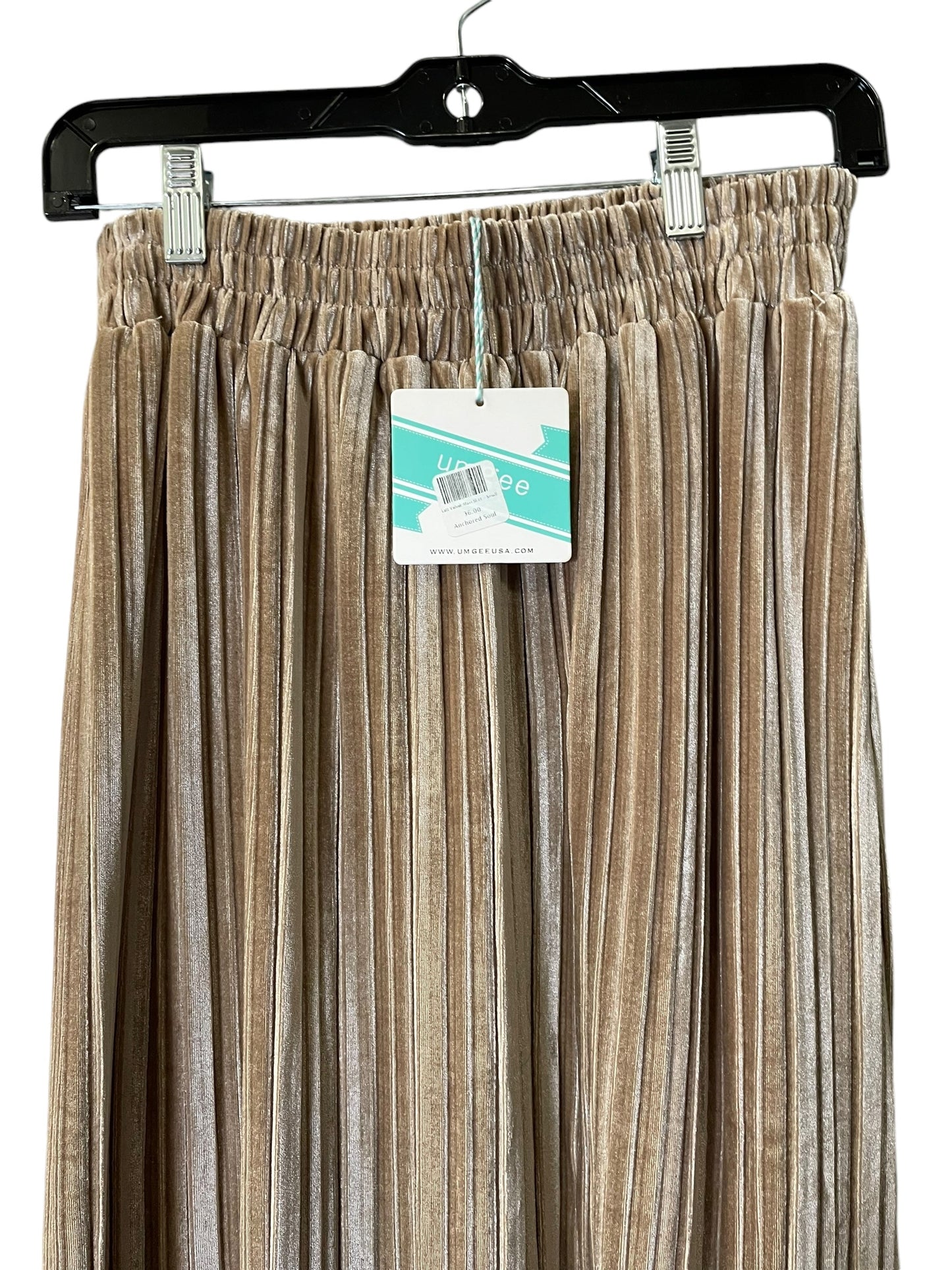 Skirt Maxi By Umgee In Beige, Size: S