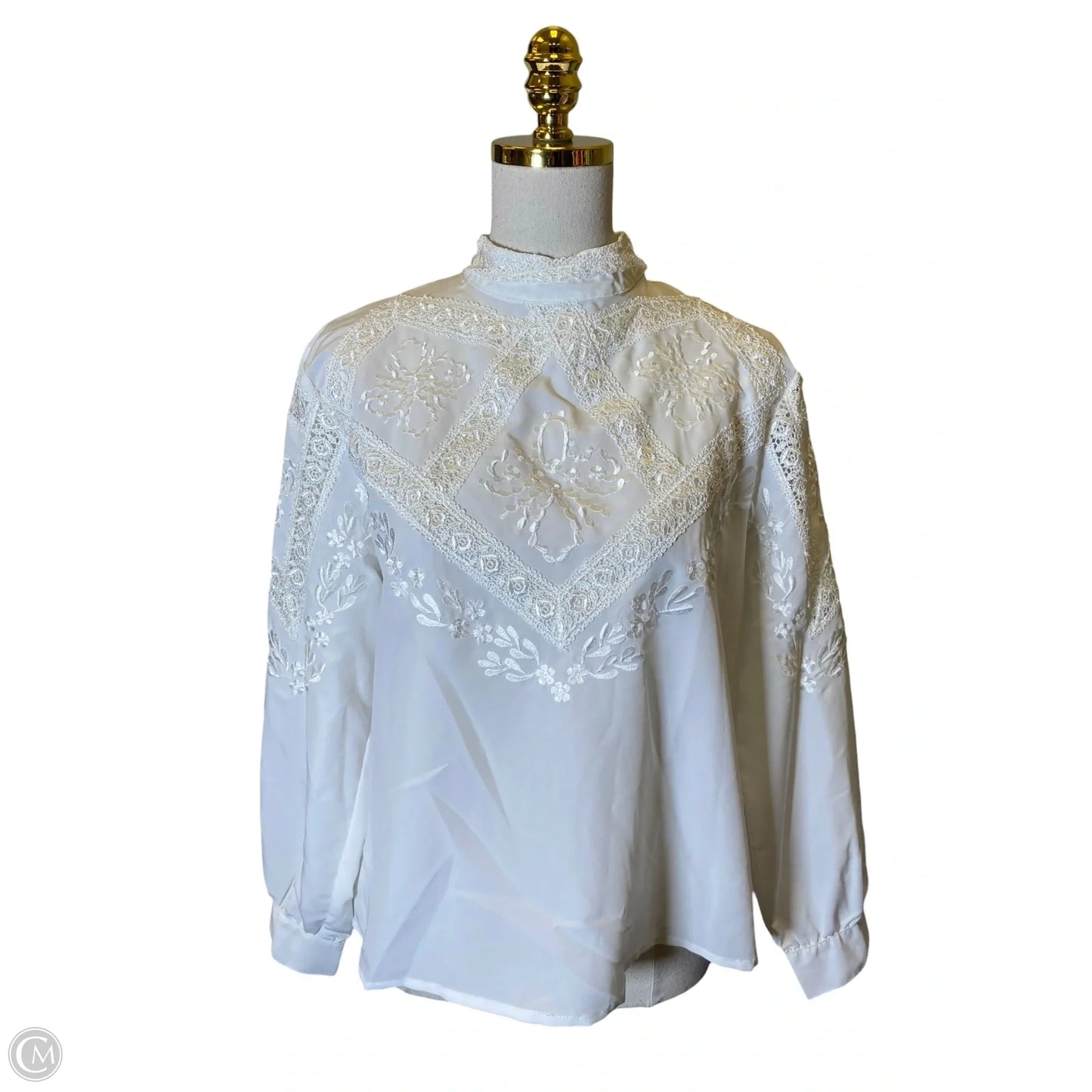 Top Long Sleeve By Clothes Mentor In White, Size: L