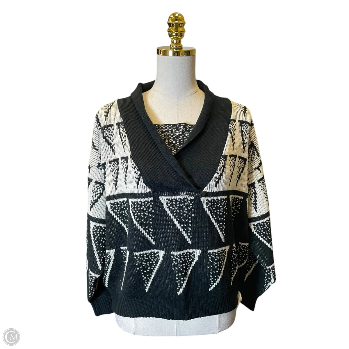 Sweater By Clothes Mentor In Black & White, Size: S