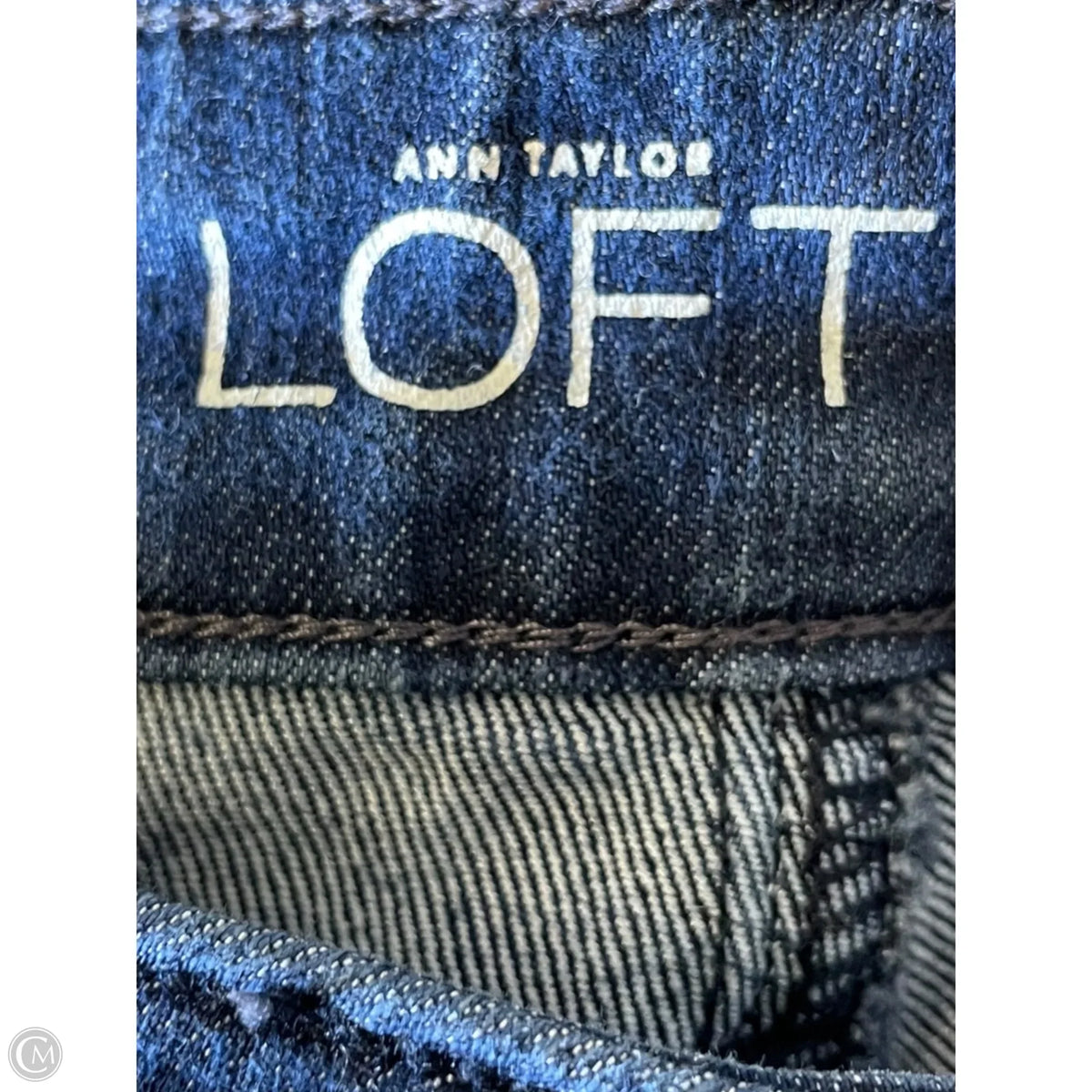 Jeans Cropped By Loft In Blue Denim, Size: 10