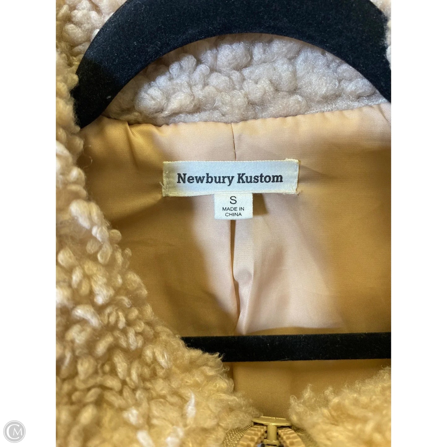 Jacket Faux Fur & Sherpa By Clothes Mentor In Tan, Size: S