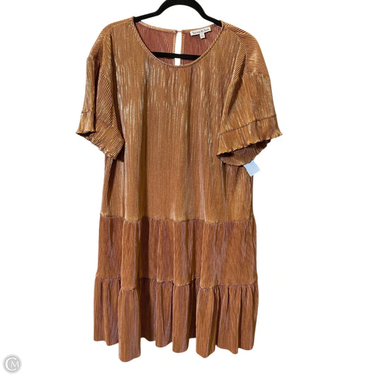 Dress Casual Short By See And Be Seen In Gold, Size: L