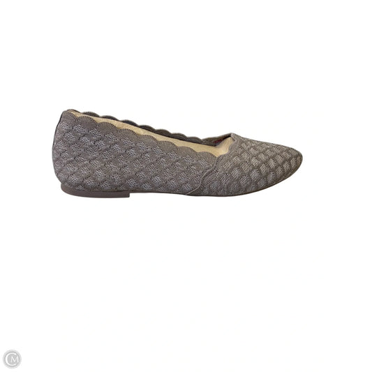 Shoes Flats By Skechers In Tan, Size: 9