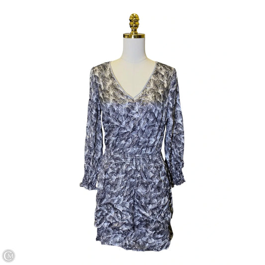 Dress Casual Short By White House Black Market In Silver, Size: S