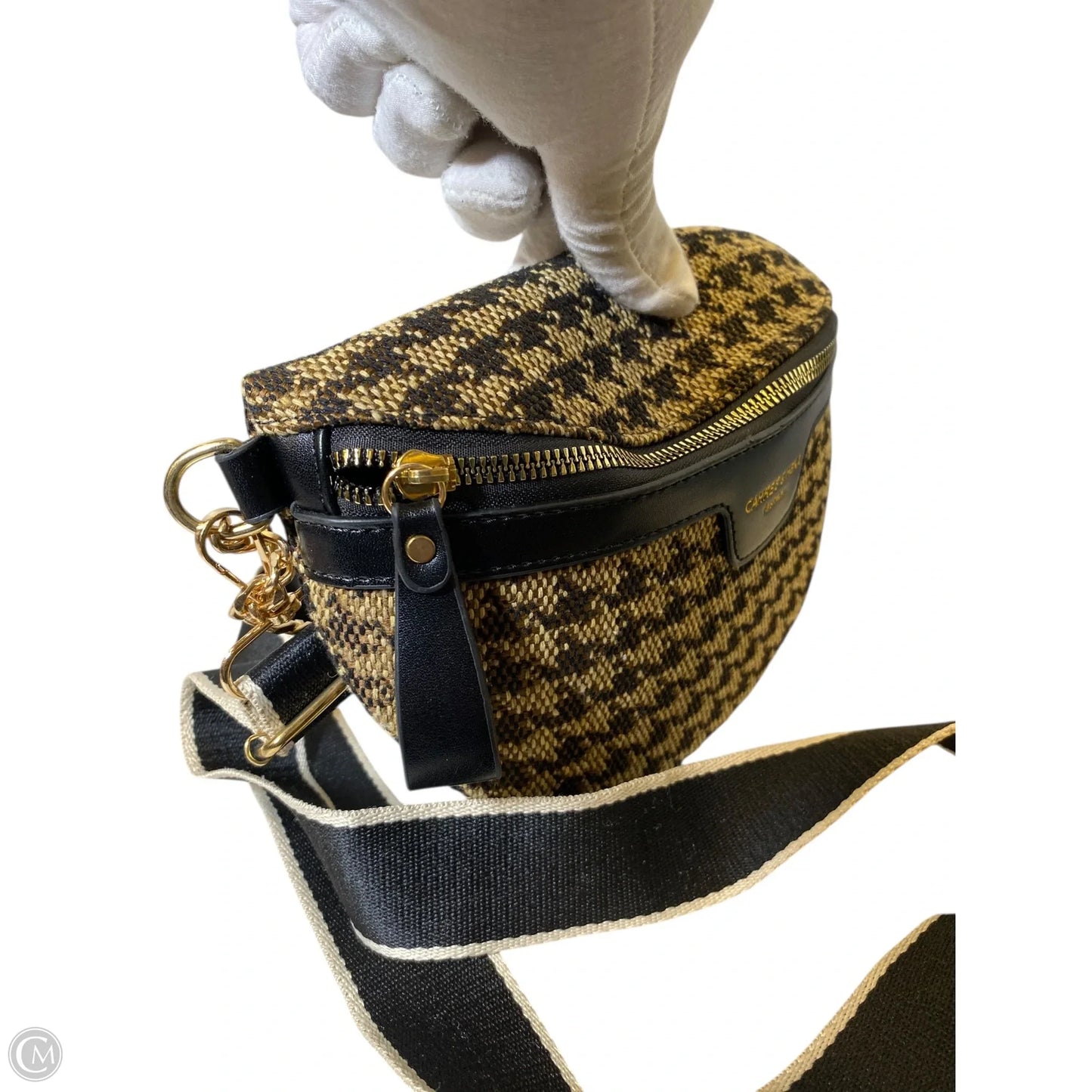 Belt Bag By Clothes Mentor, Size: Medium