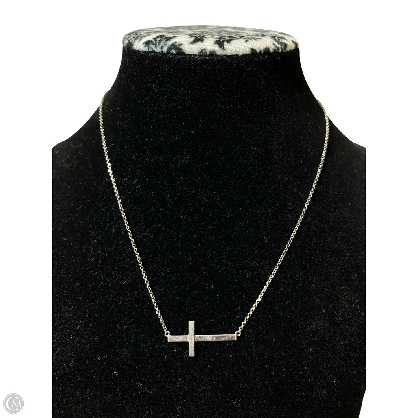 Necklace Pendant By Clothes Mentor