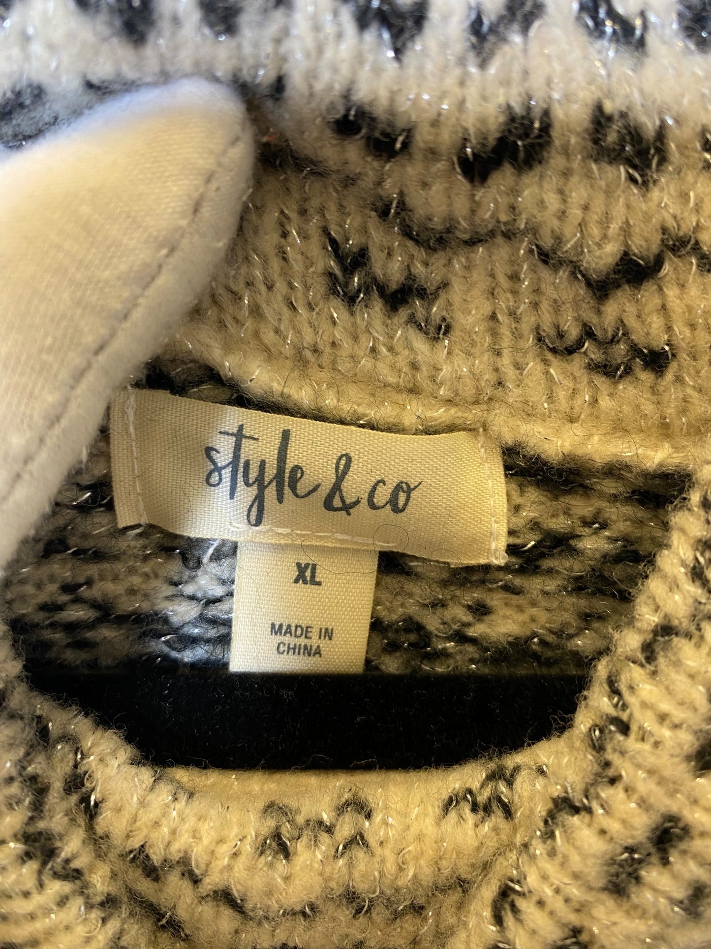 Sweater By Style And Company In Beige, Size: Xl