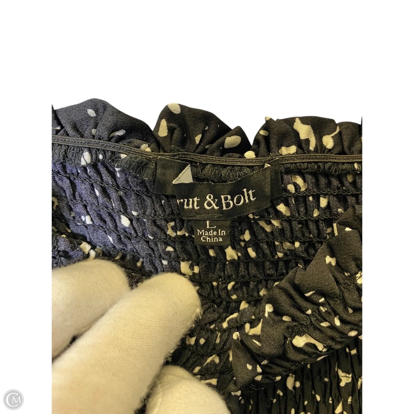 Top Long Sleeve By Clothes Mentor In Black & White, Size: L