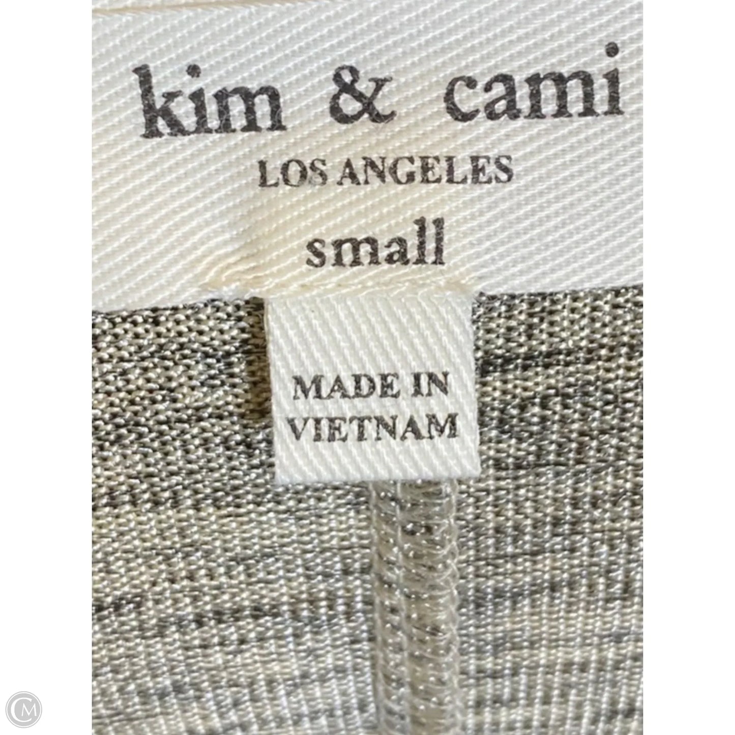 Top Long Sleeve By Kim & Cami In Gold, Size: S