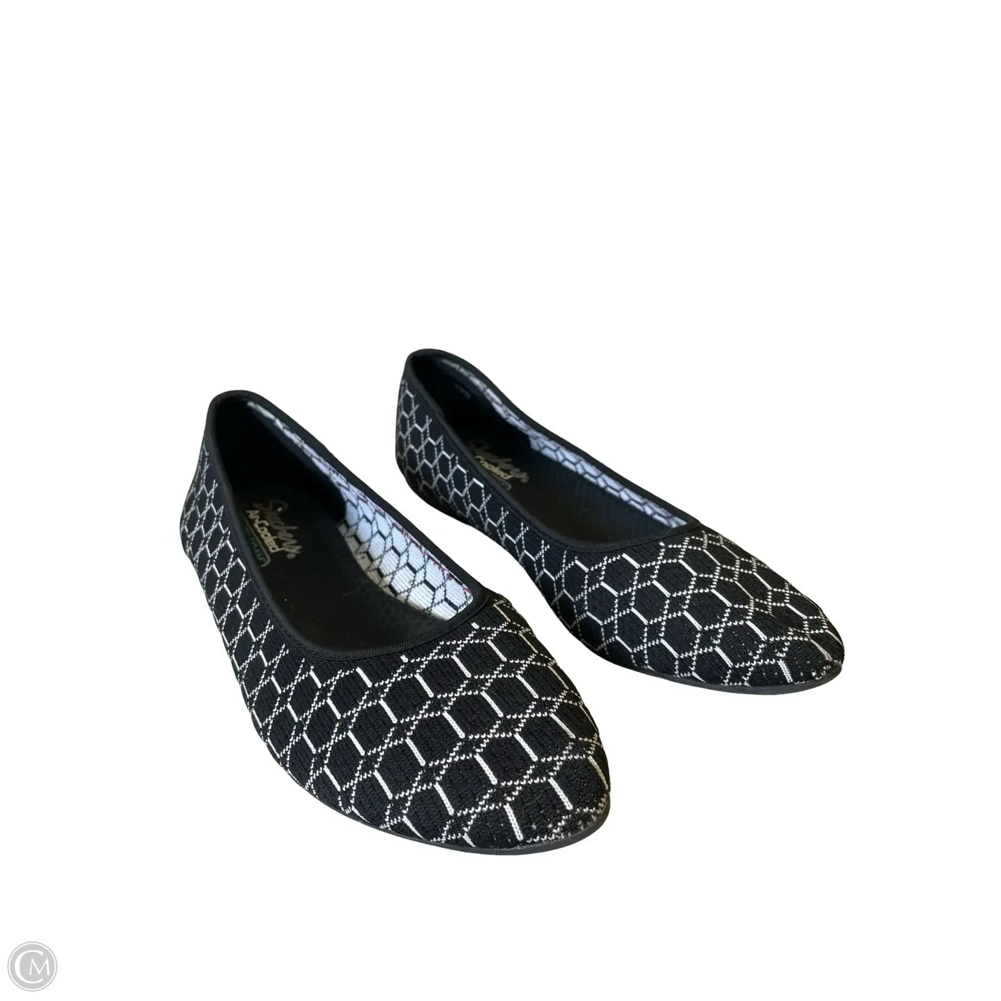 Shoes Flats By Skechers In Black & White, Size: 10