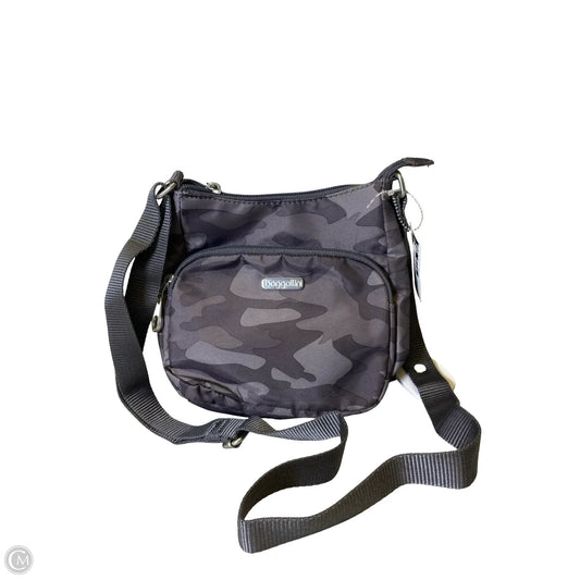Crossbody By Baggallini, Size: Small