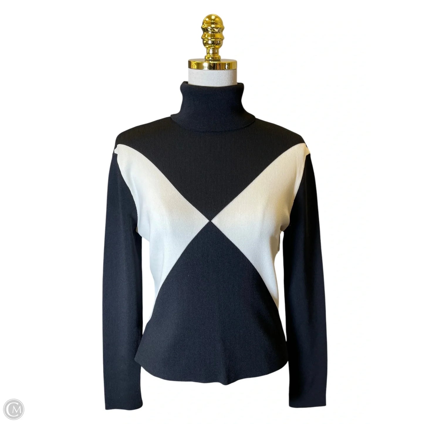 Sweater By Clothes Mentor In Black & White, Size: M