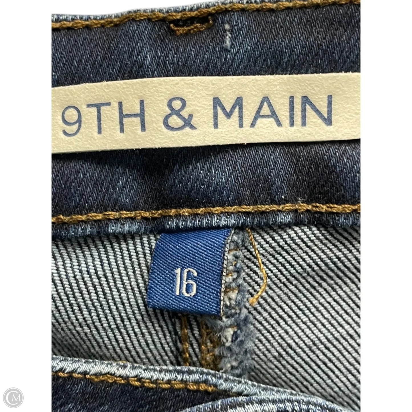 Jeans Cropped By Clothes Mentor In Blue Denim, Size: 16