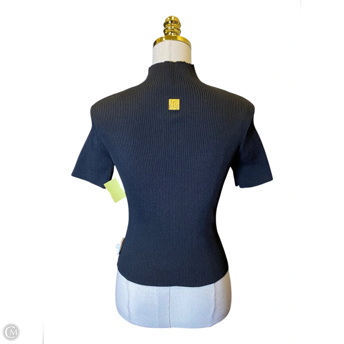 Top Short Sleeve By Clothes Mentor In Black, Size: M