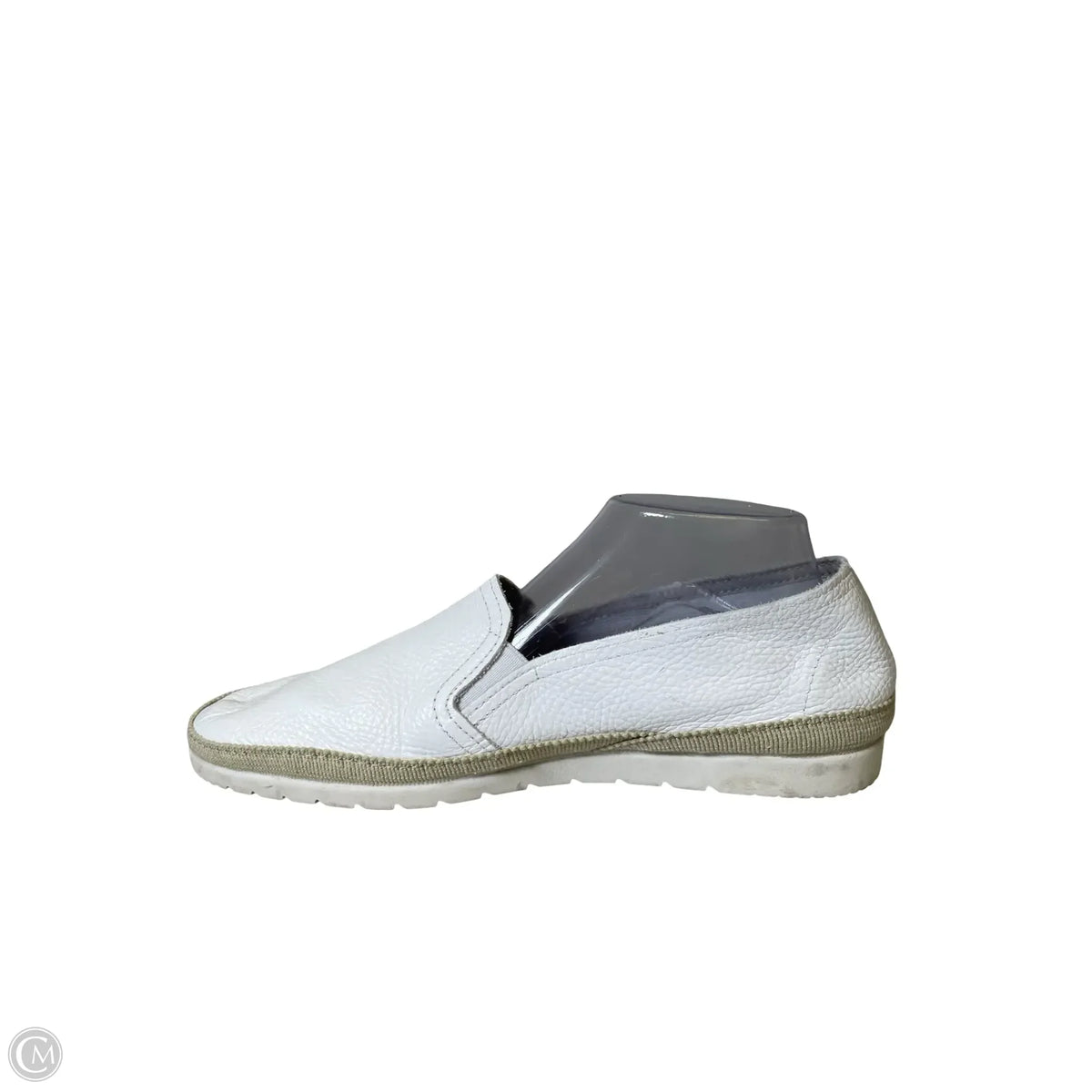 Shoes Flats By VERBENAS In White, Size: 10.5