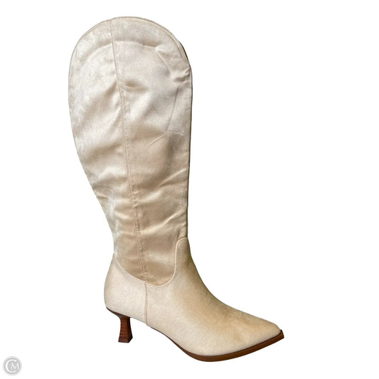 Boots Knee Heels By Clothes Mentor In Cream, Size: 8