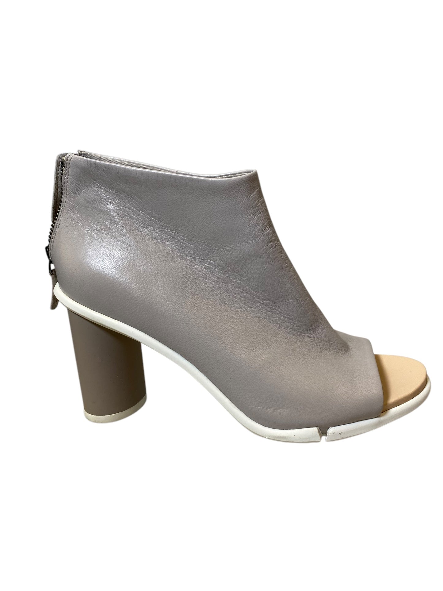 Boots Ankle Heels By Clarks In Grey, Size: 8.5