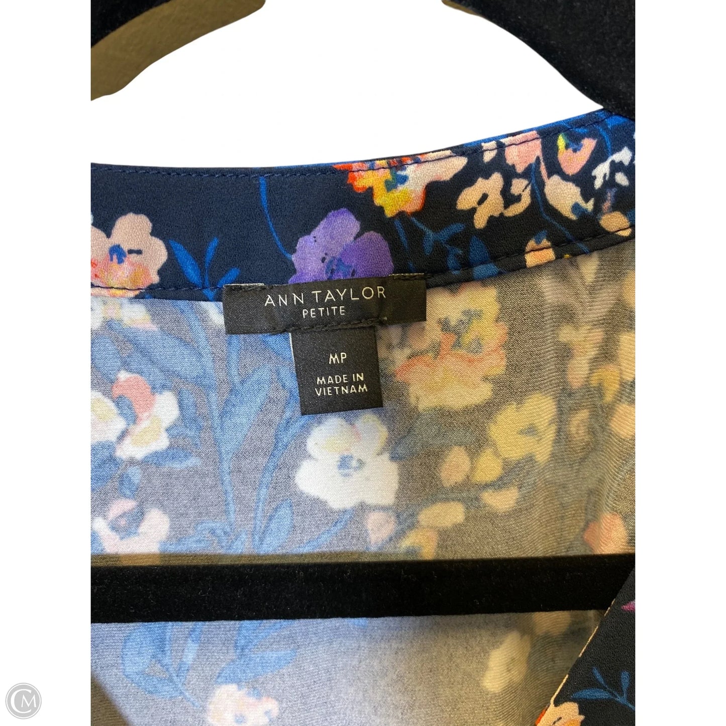 Top Long Sleeve By Ann Taylor In Floral Print, Size: Mp