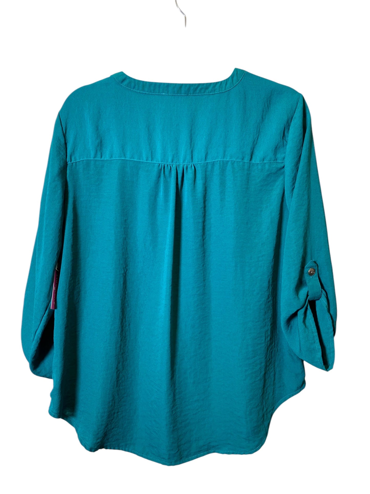 Top Long Sleeve By Maurices In Green, Size: L