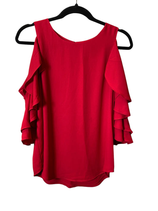 Top Short Sleeve By Karen Kane In Red, Size: M