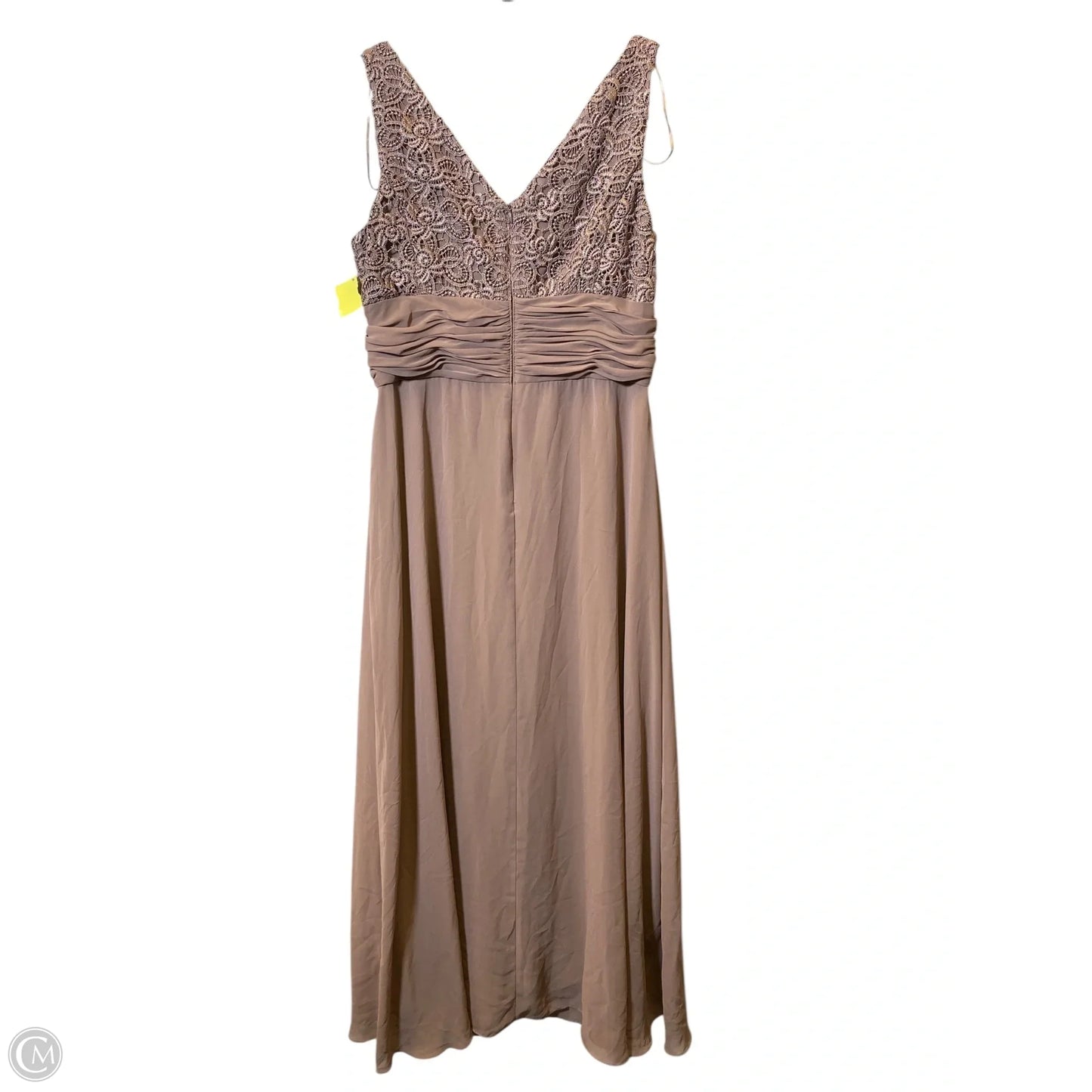 Dress Casual Maxi By Clothes Mentor In Beige, Size: 16