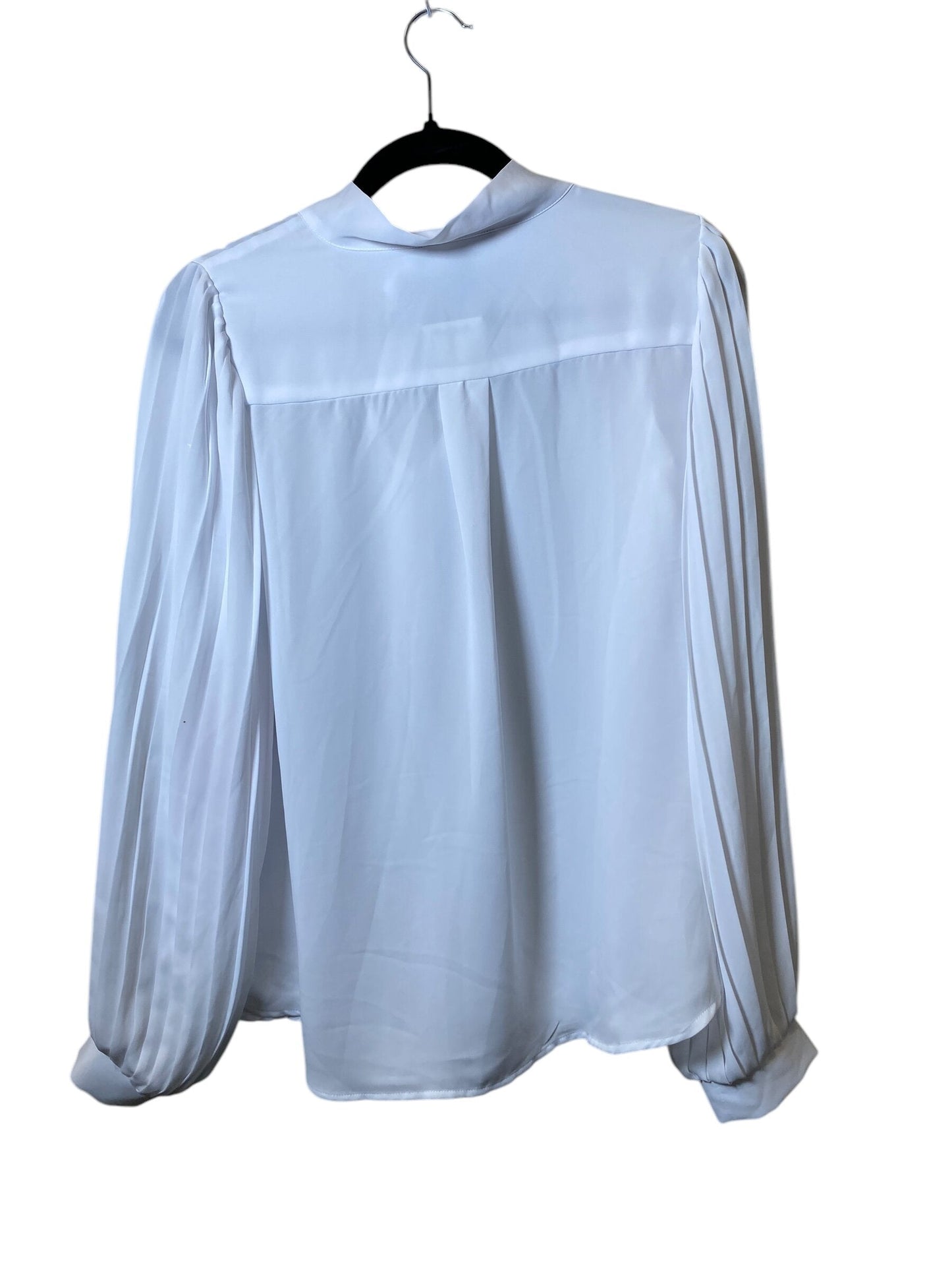 Top Long Sleeve By Ellen Tracy  Size: M