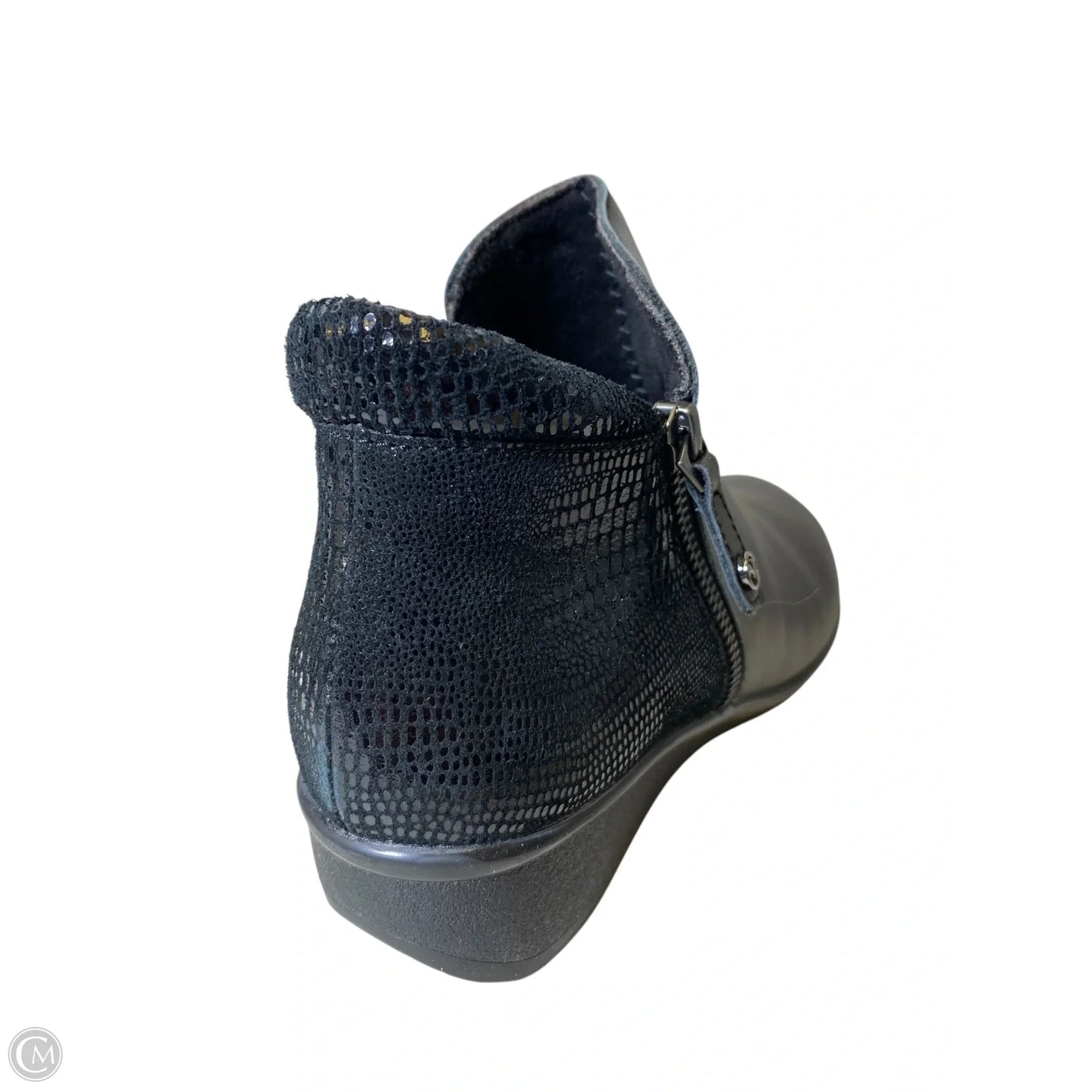 Boots Ankle Flats By Revere In Black, Size: 7