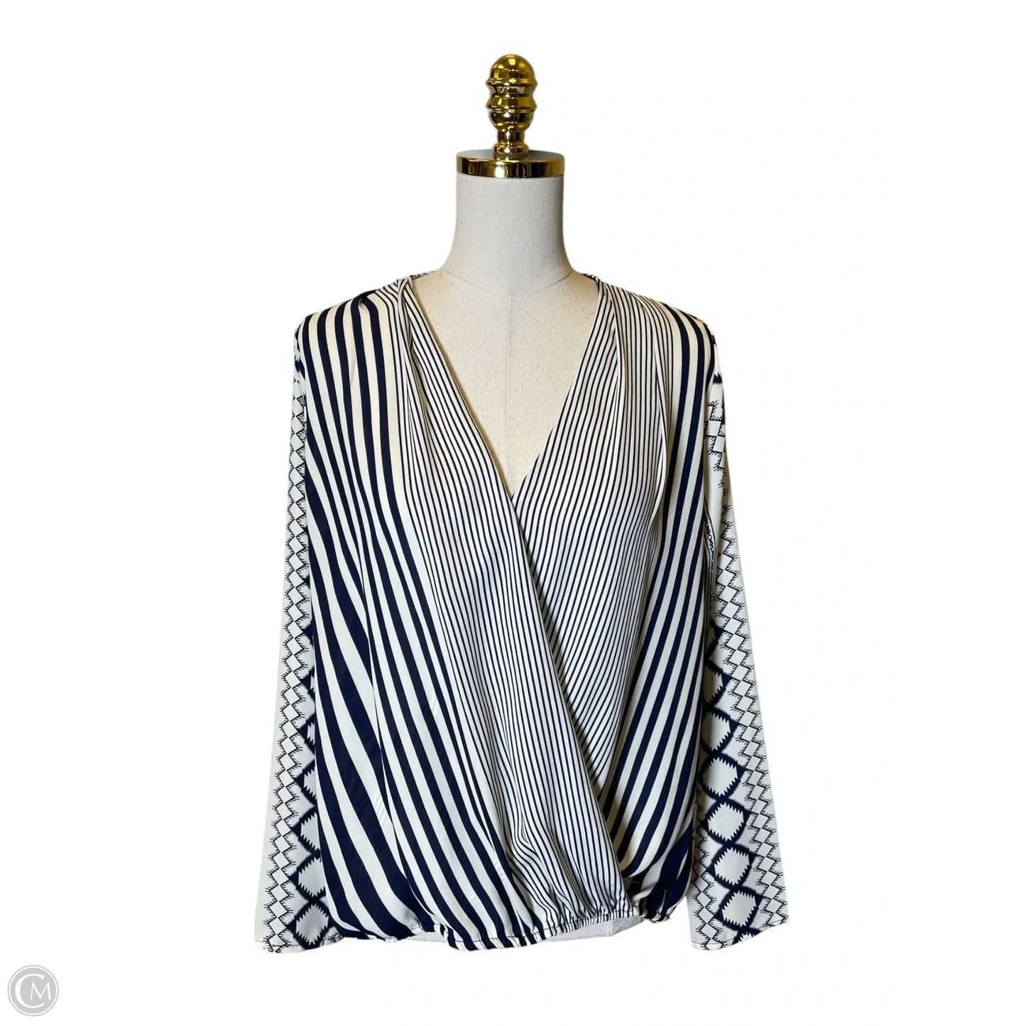 Top Long Sleeve By Renee C In Striped Pattern, Size: L