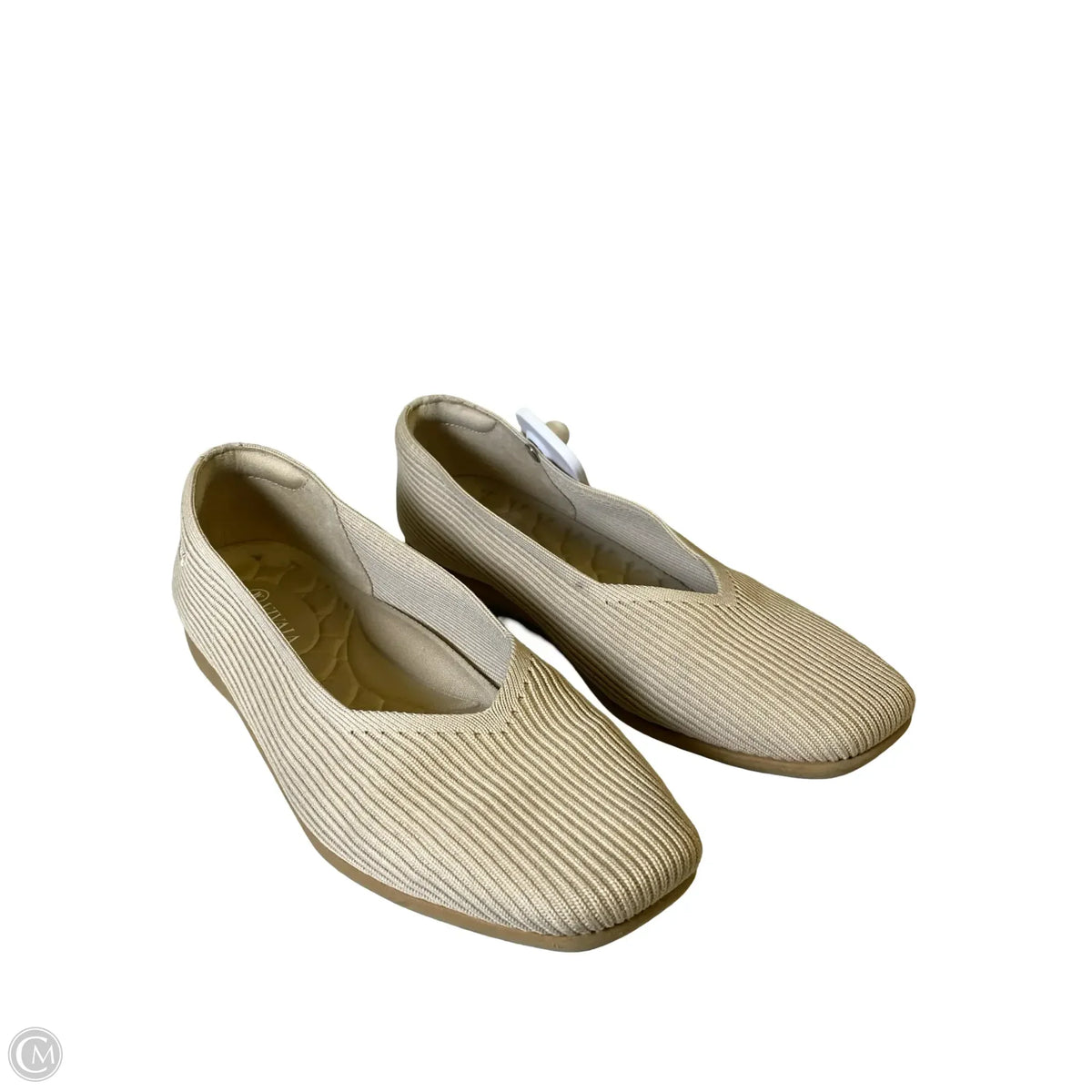 Shoes Flats By Vivaia In Beige, Size: 10