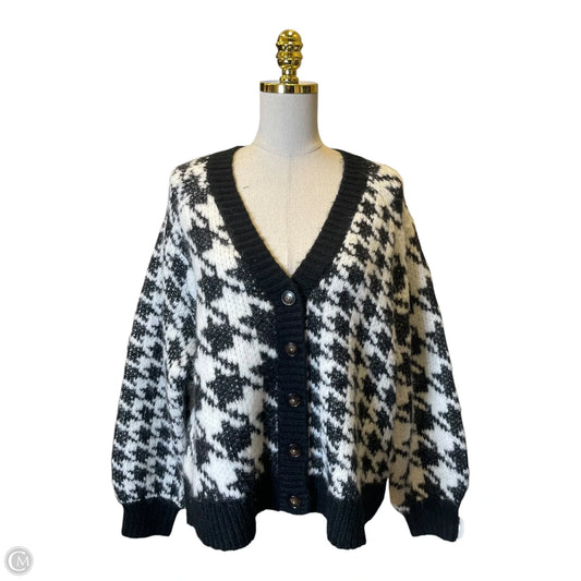 Sweater Cardigan By Torrid In Black & White, Size: 1x
