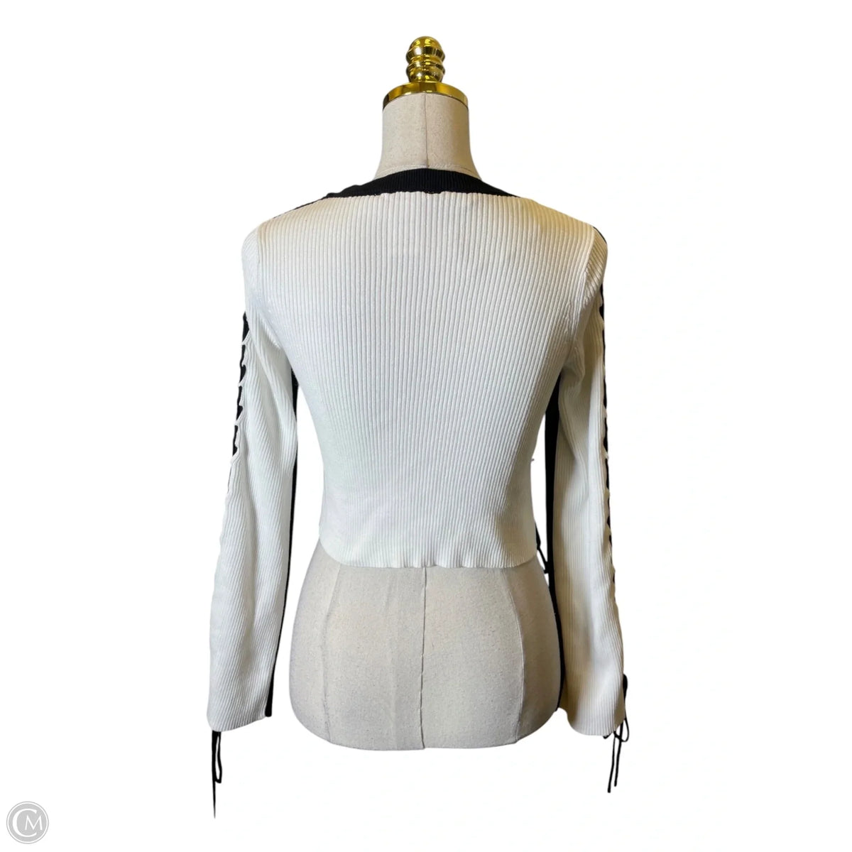 Top Long Sleeve By Clothes Mentor In Black & White, Size: S