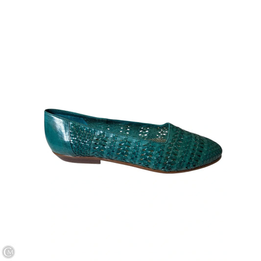 Shoes Flats By Clothes Mentor In Green, Size: 10