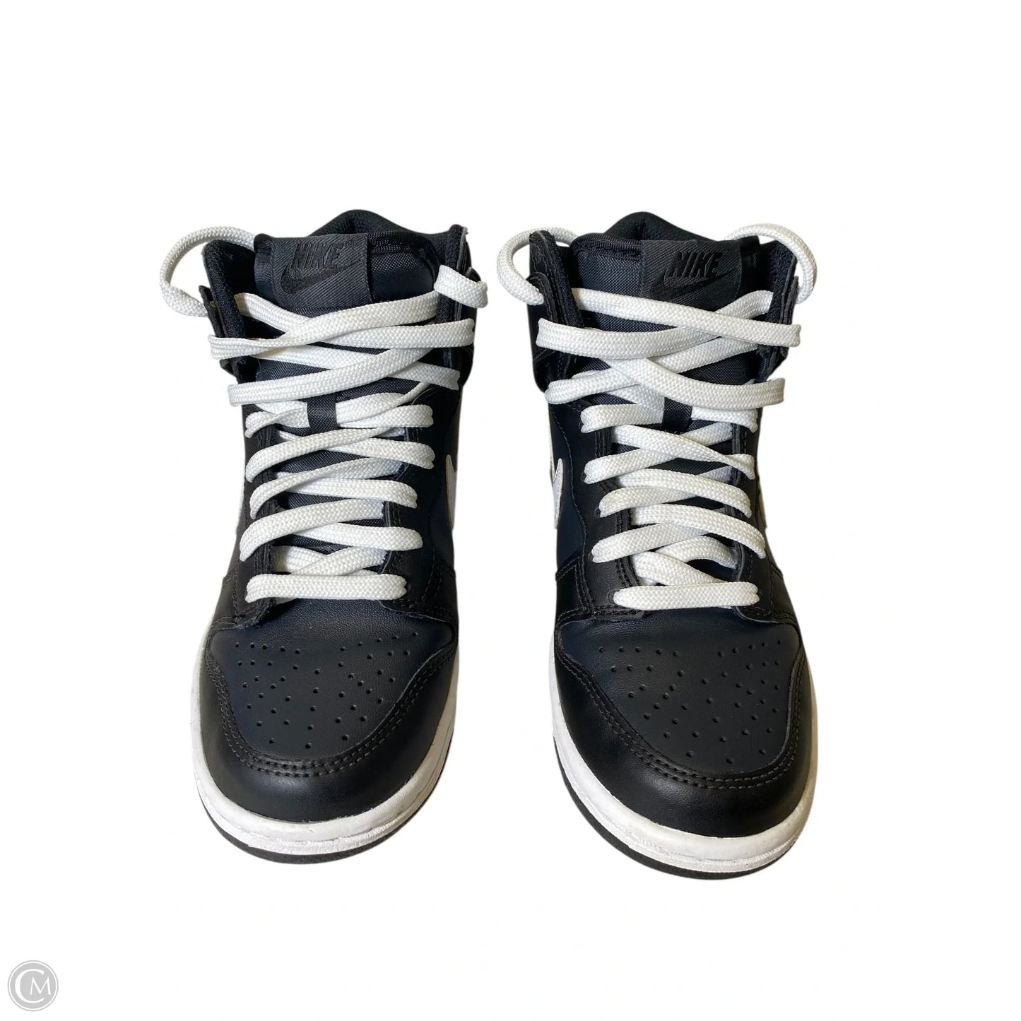 Shoes Sneakers By Nike In Black & White, Size: 4.5Y