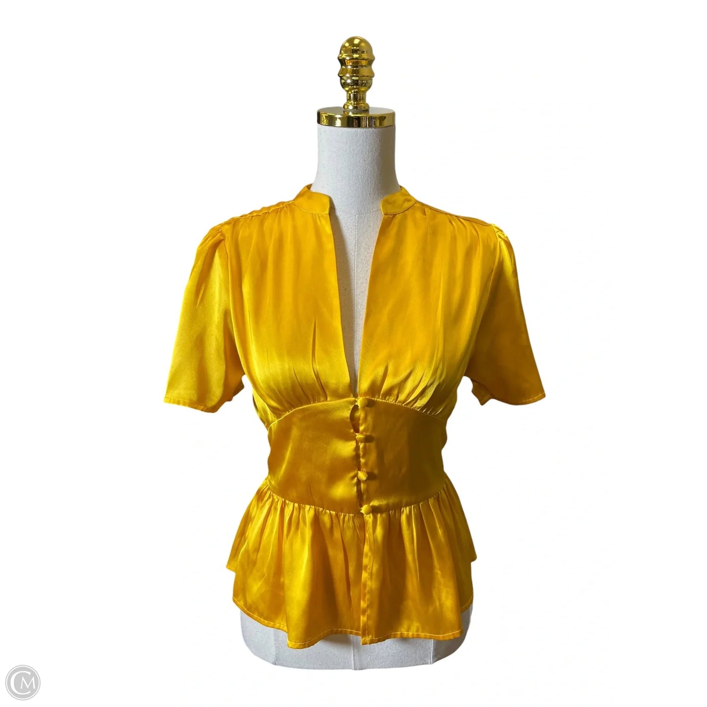Top Short Sleeve By Clothes Mentor In Yellow, Size: S