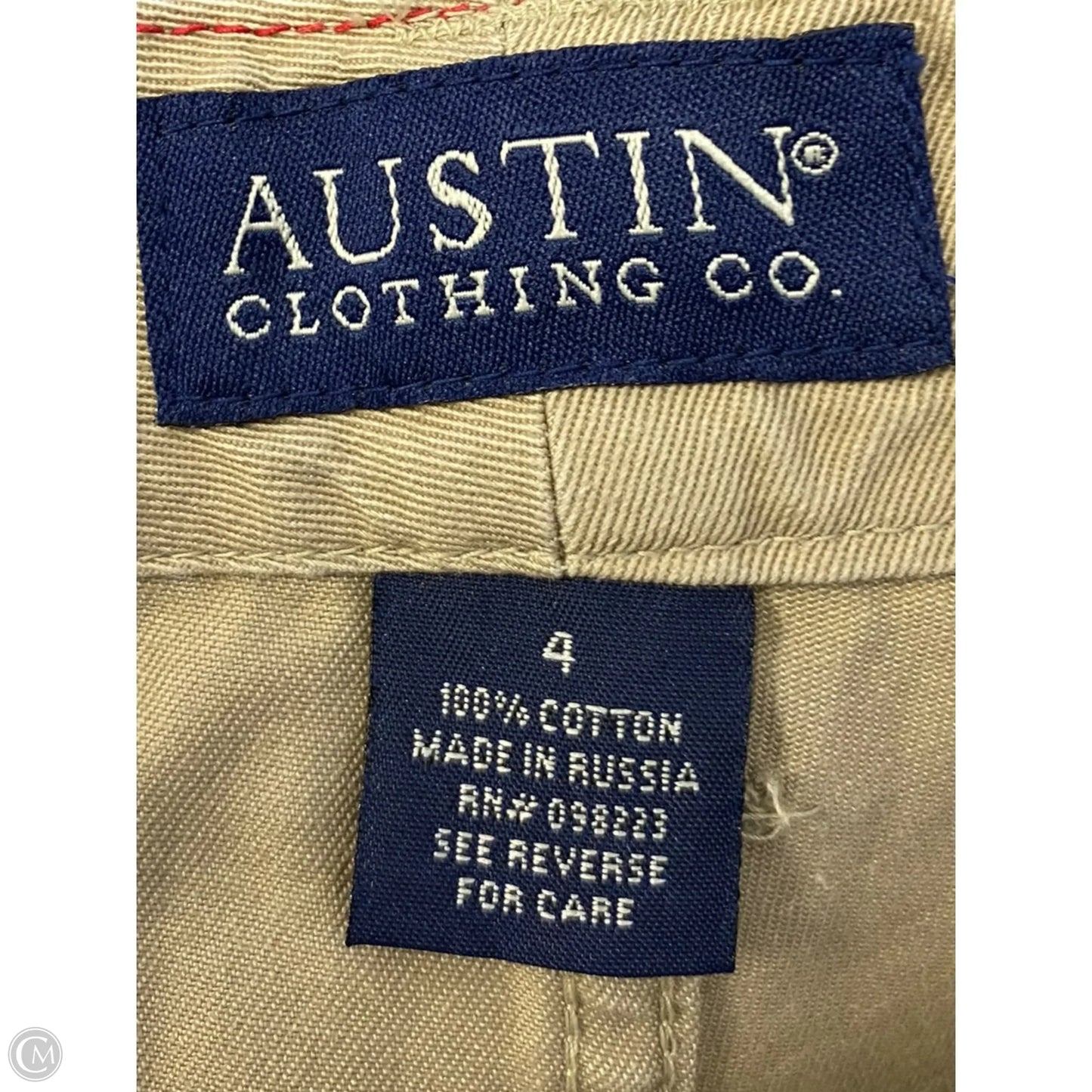 Shorts By Clothes Mentor In Beige, Size: 4