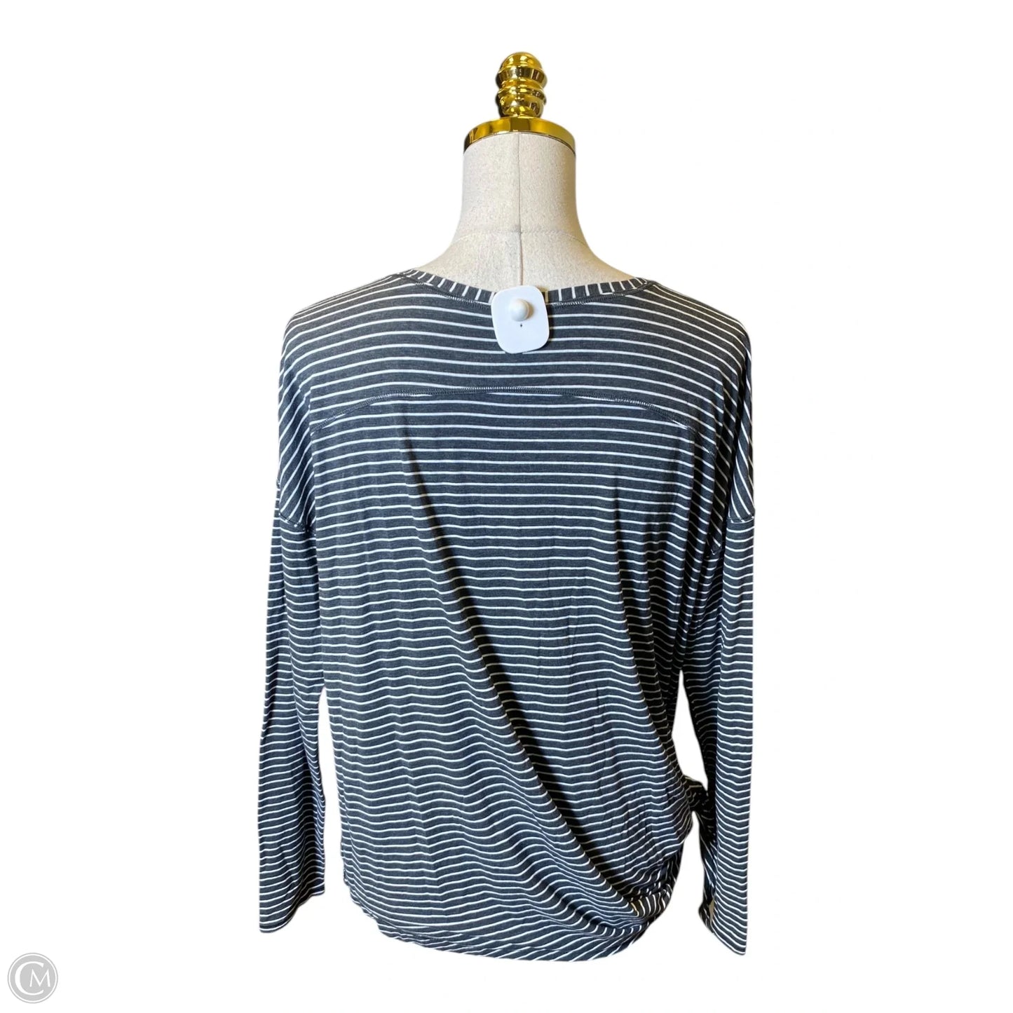 Athletic Top Long Sleeve Collar By Lululemon In Striped Pattern, Size: L
