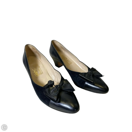 Shoes Luxury Designer By Ferragamo In Black, Size: 8