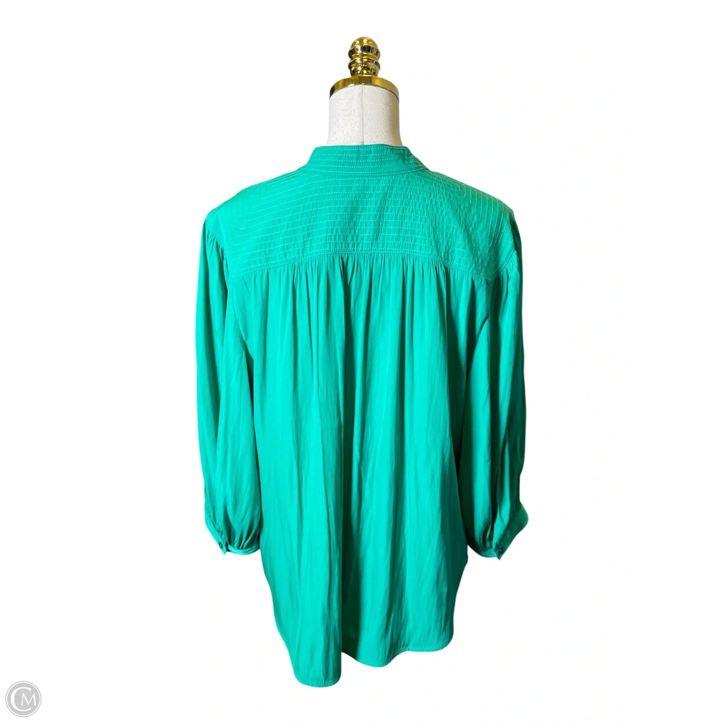 Top Long Sleeve By Chicos In Green, Size: L