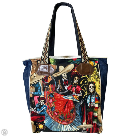 Tote By Clothes Mentor, Size: Medium